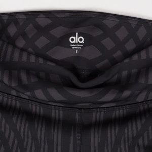 Alo Yoga Goddess Leggings Black Arches Sz Small